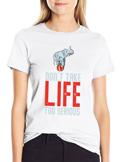 Camiseta Negra con Diseño de Elefante Equilibrista
