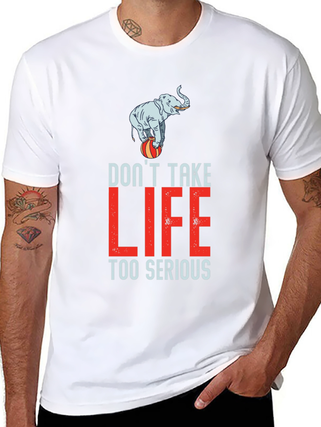 Camiseta Negra con Diseño de Elefante Equilibrista