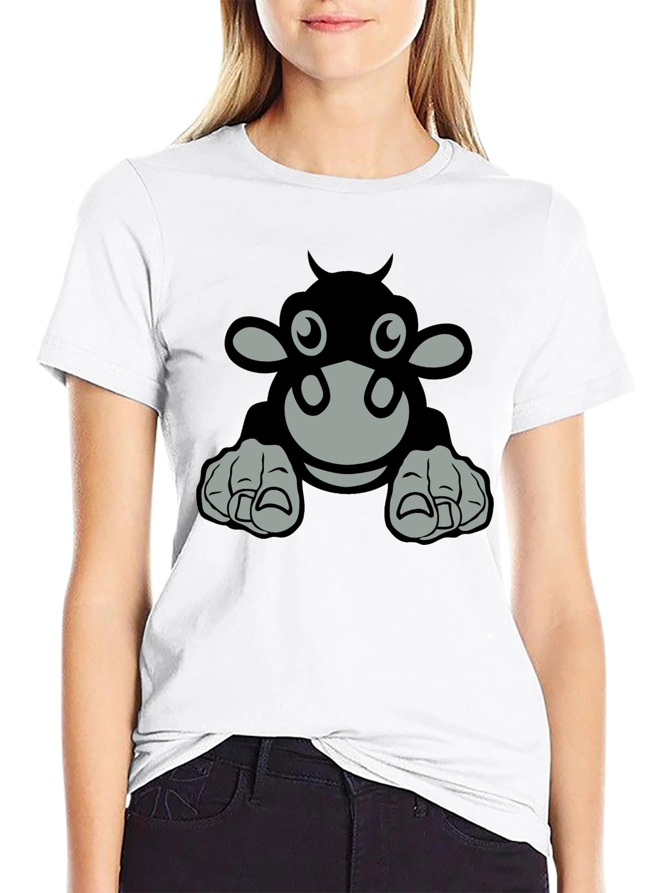 Camiseta Negra con Diseño de Vaca Animada