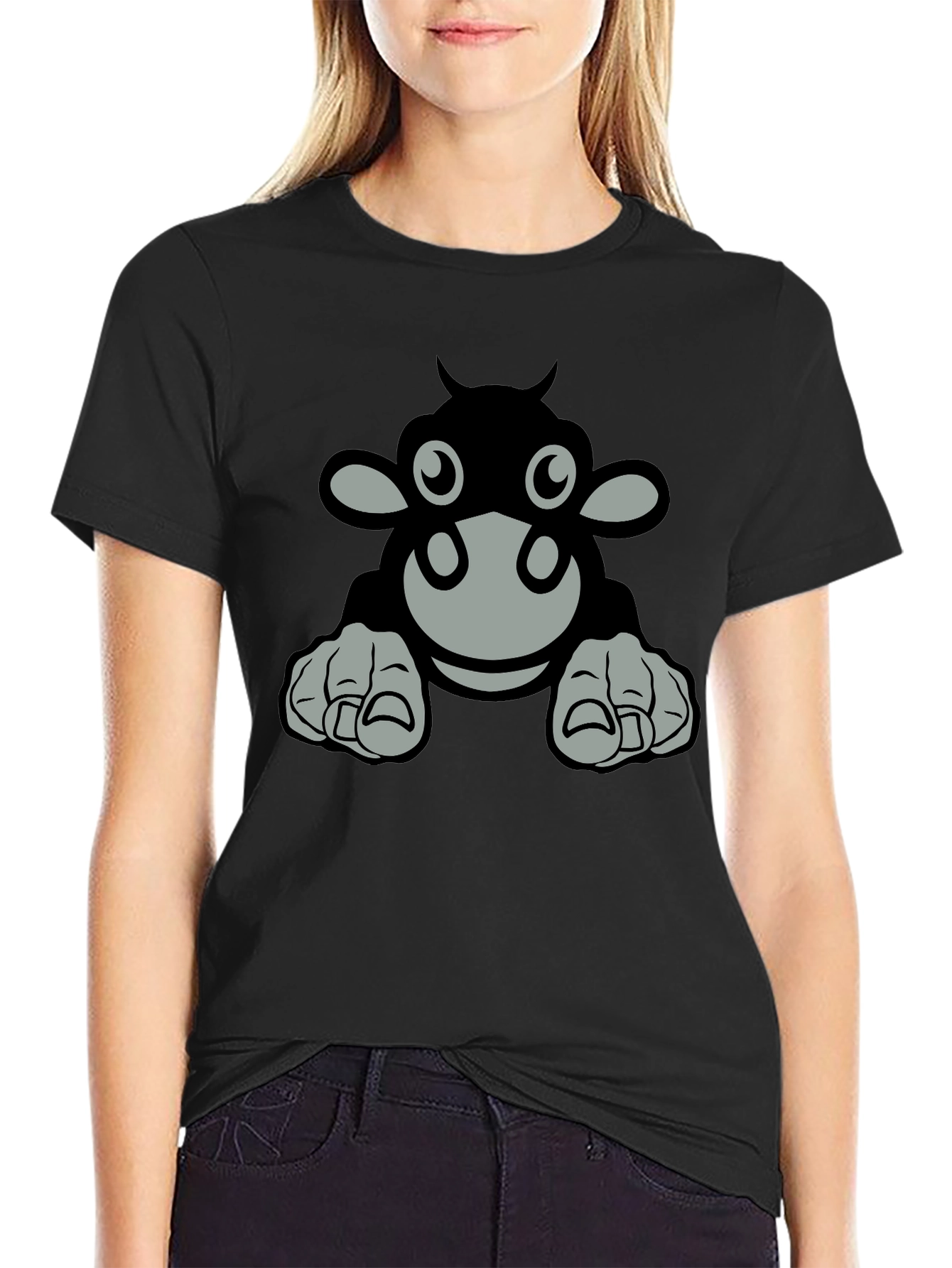 Camiseta Negra con Diseño de Vaca Animada
