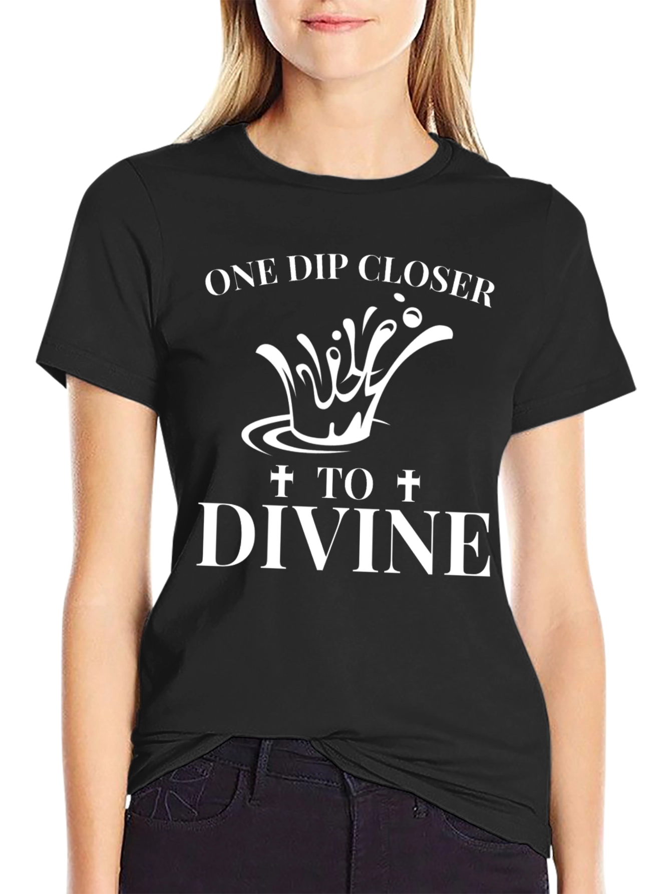 Camiseta Negra: Un Paso Más Cerca de lo Divino