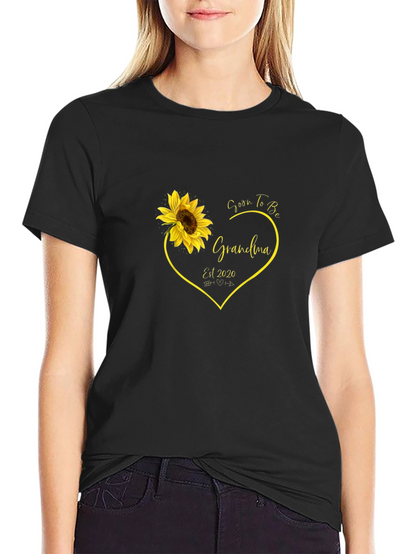 Camiseta Negra Soon To Be Grandma con Girasol