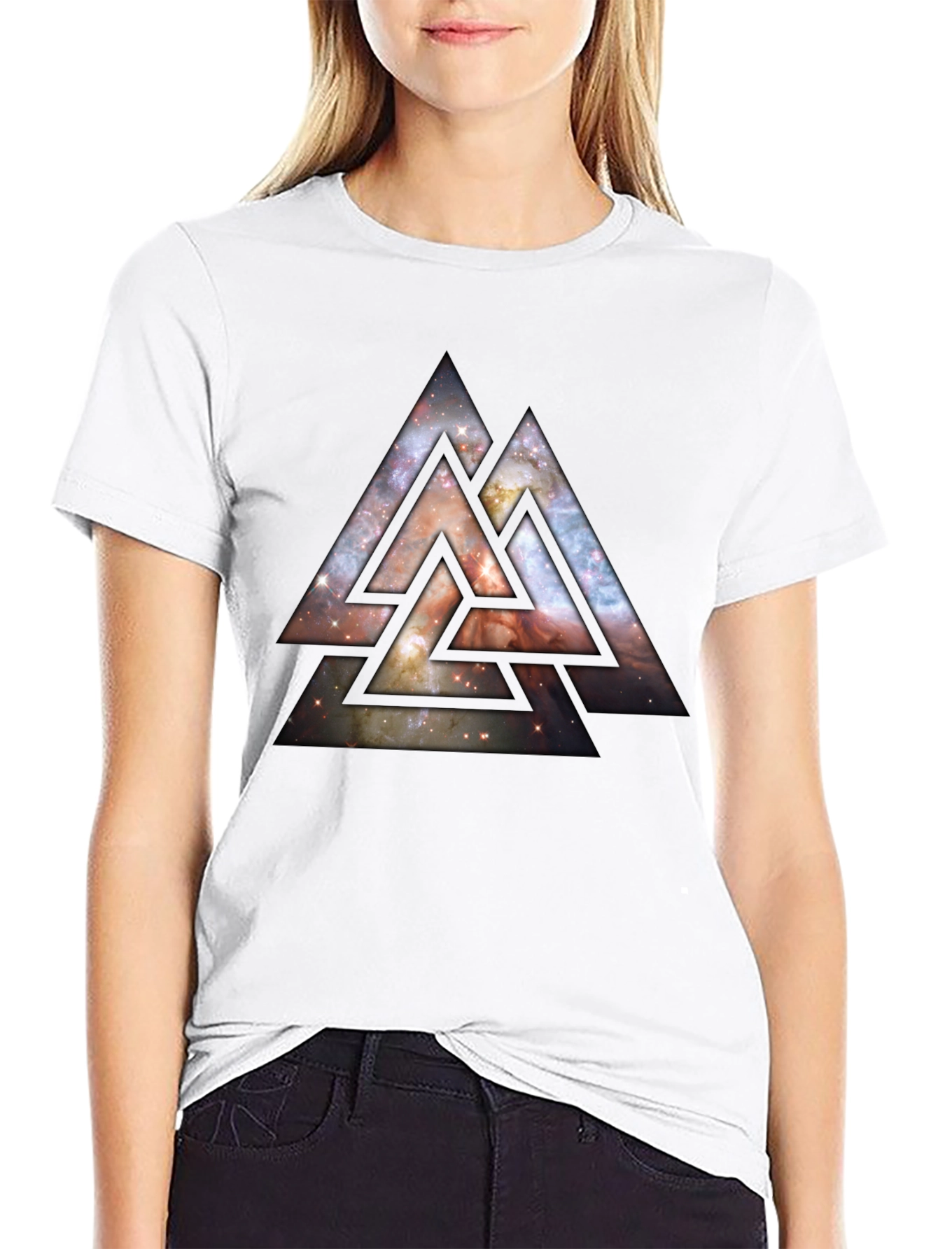 Camiseta Hombre Negra Diseño Triángulos Cósmicos
