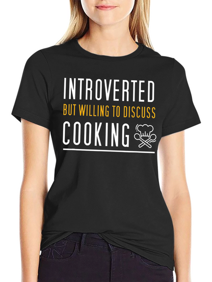 Camiseta Negra: Introvertido Pero Hablaremos de Cocina