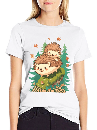 Camiseta Negra con Diseño de Erizo en el Bosque
