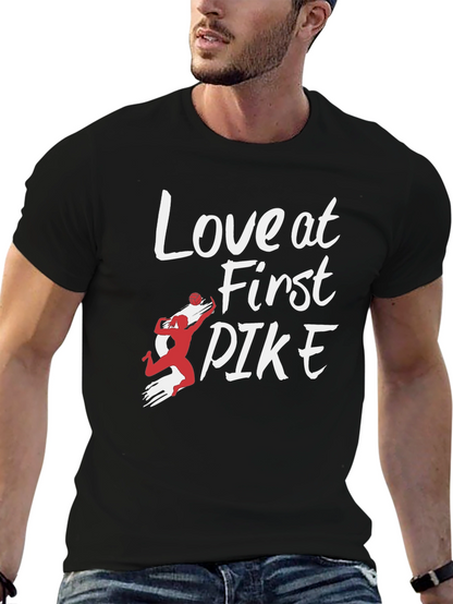 Camiseta Negra Love at First PIKE