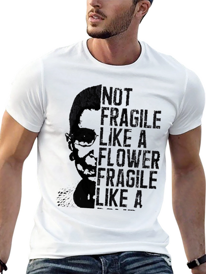 Camiseta Negra RBG No Frágil Como una Flor