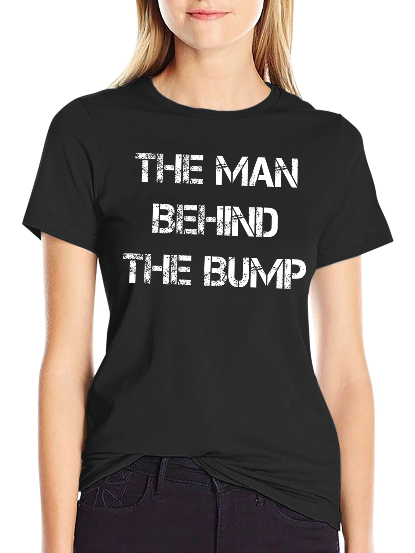 Camiseta Negra: El Hombre Detrás de la Panza
