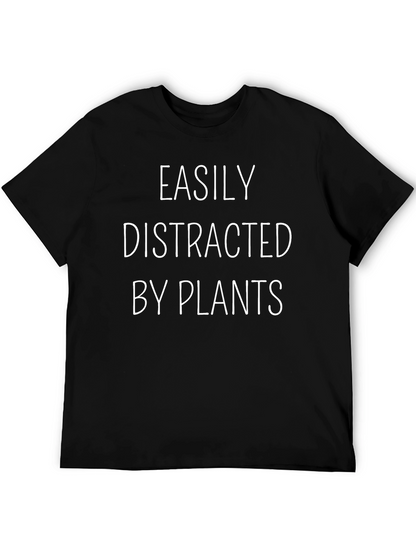 Camiseta Negra: Fácilmente Distraído por las Plantas