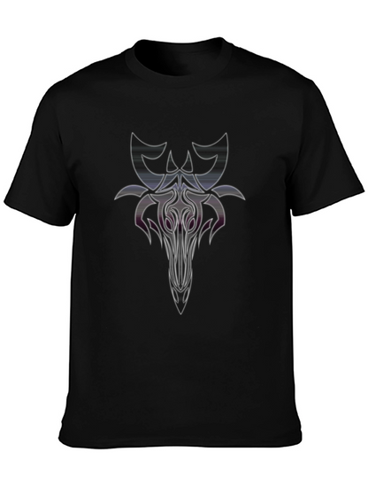 Camiseta Negra con Diseño Abstracto Estilizado