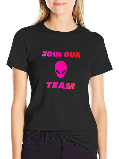 Camiseta Negra Alienígena - Únete a Nuestro Equipo