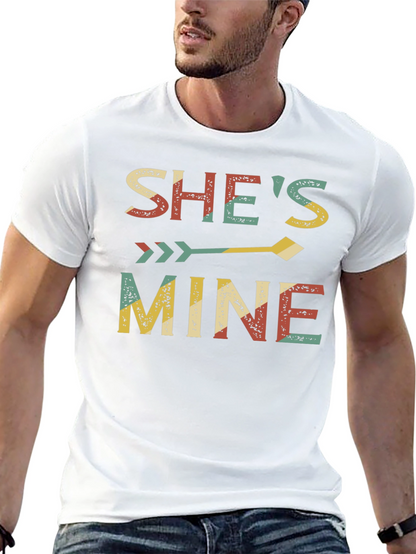 Camiseta Negra Shes Mine para Parejas