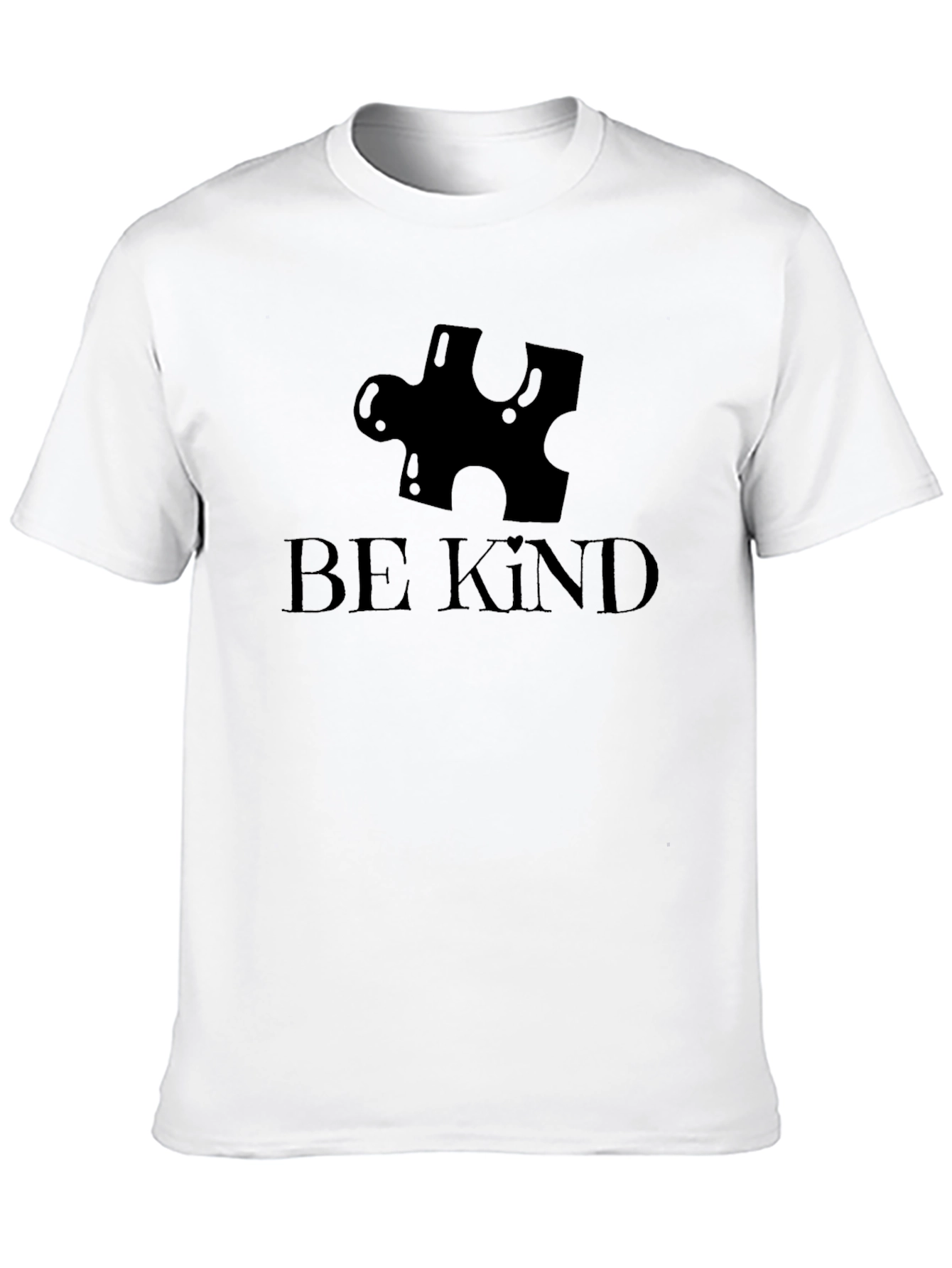 Camiseta Negra Be Kind Con Diseño Rompecabezas