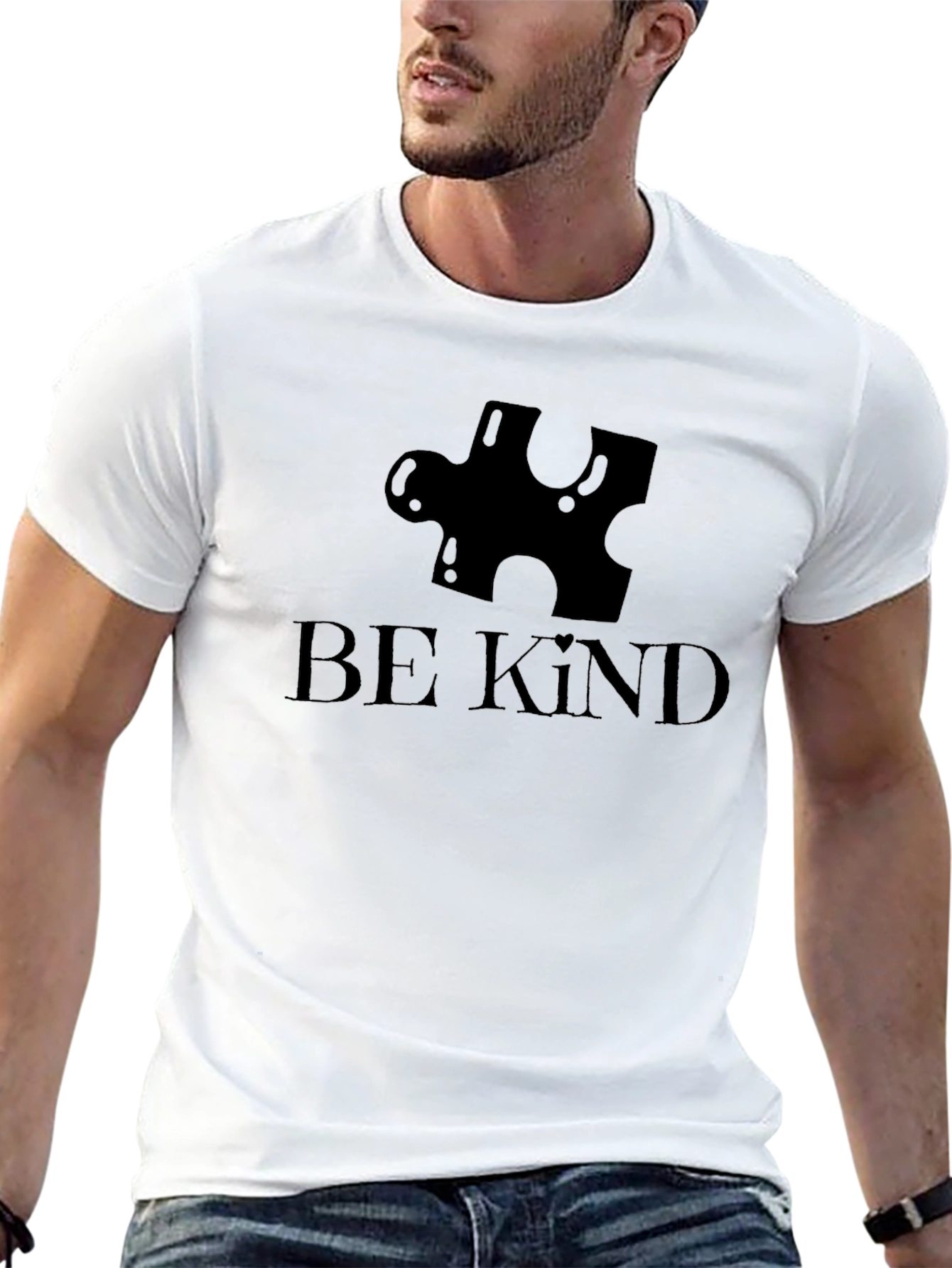 Camiseta Negra Be Kind Con Diseño Rompecabezas