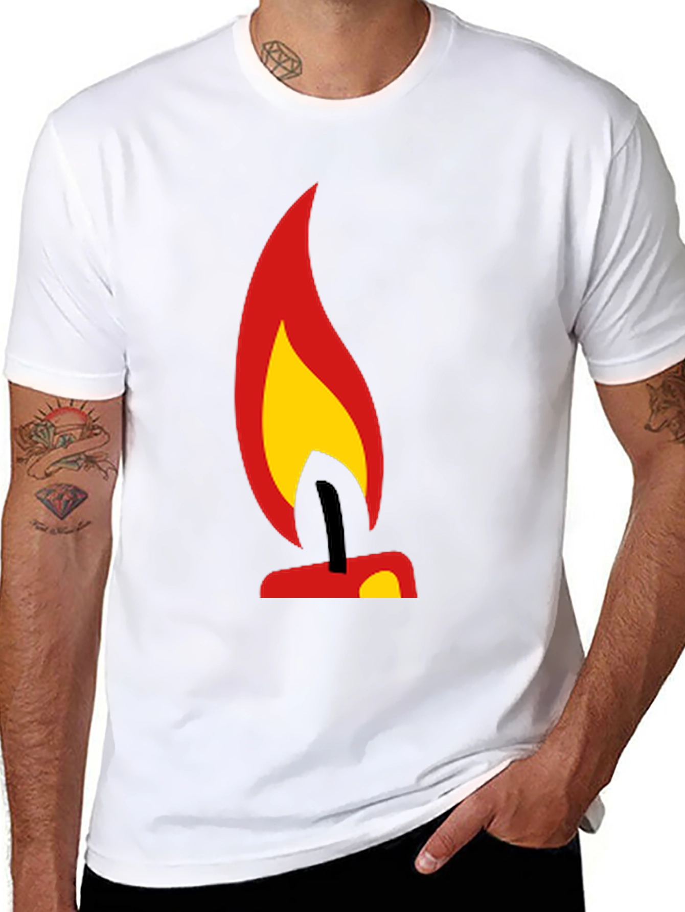 Camiseta Negra con Diseño de Vela Ardiente