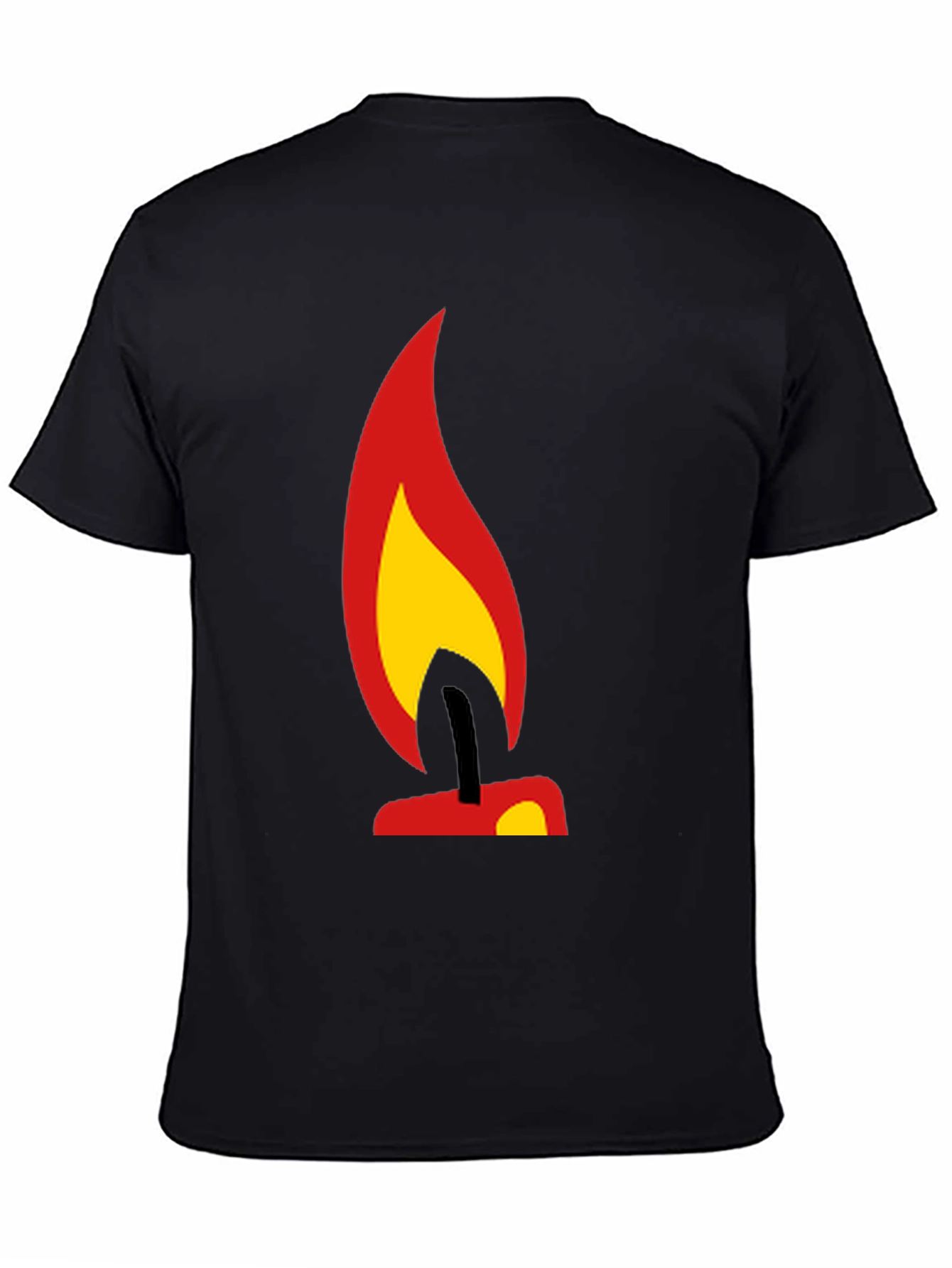 Camiseta Negra con Diseño de Vela Ardiente