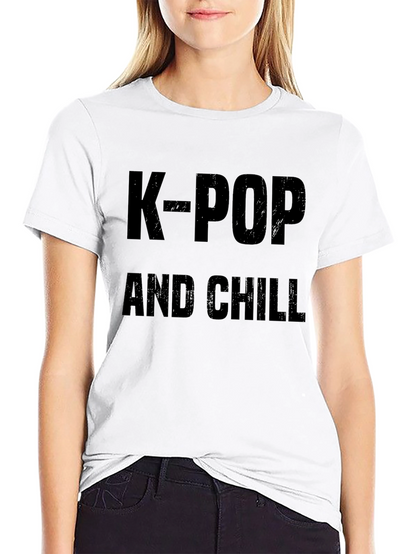 Camiseta Negra K-Pop and Chill para Fans