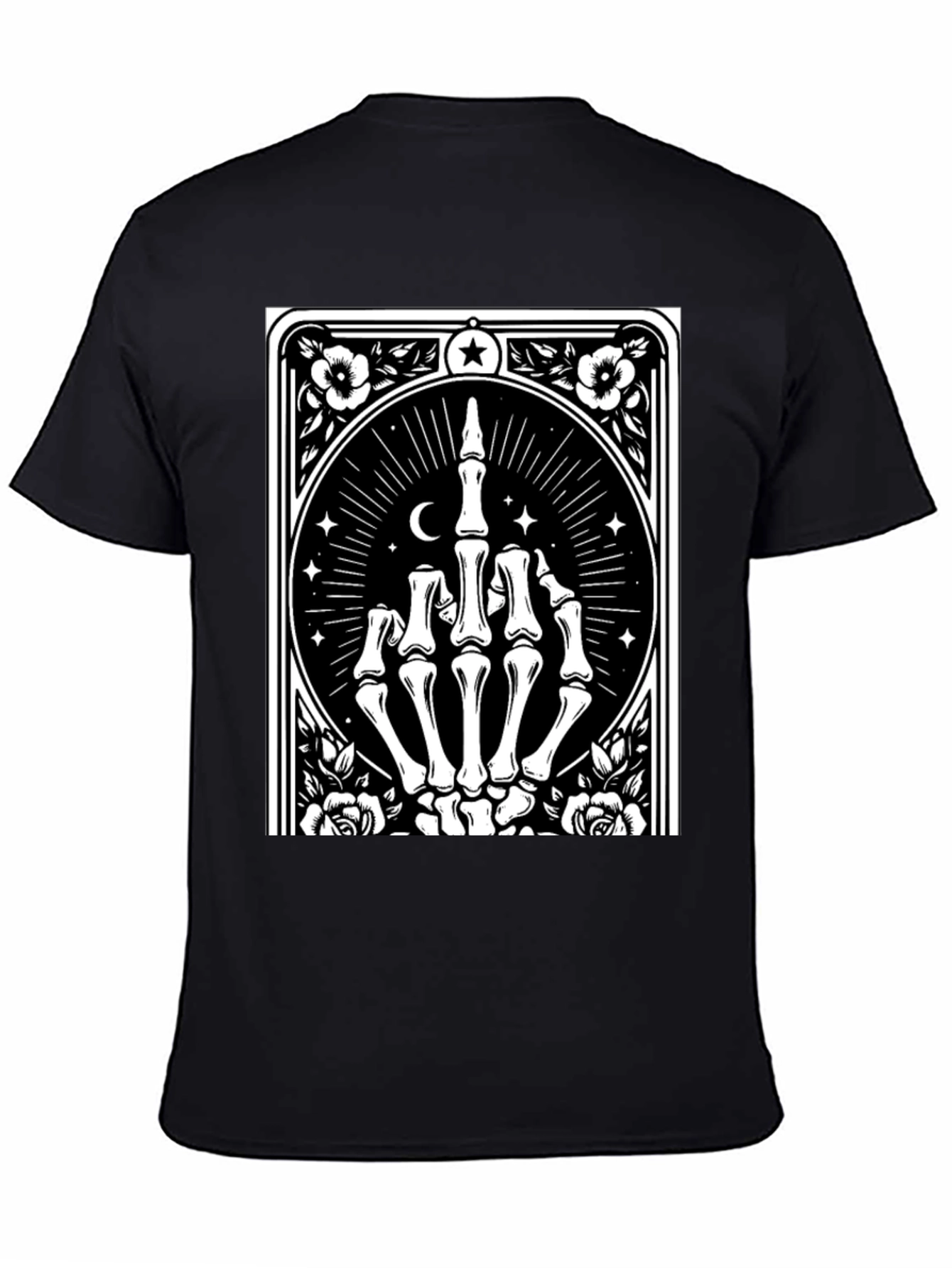 Camiseta Negra con Diseño de Mano Esquelética