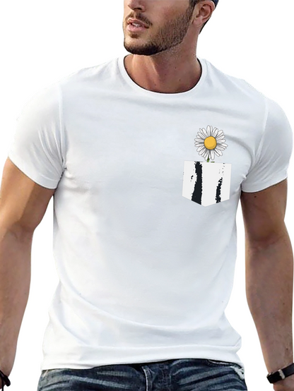 Camiseta Negra con Bolsillo Floral