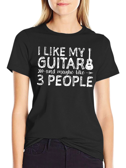 Camiseta Negra: Guitarra y 3 Personas