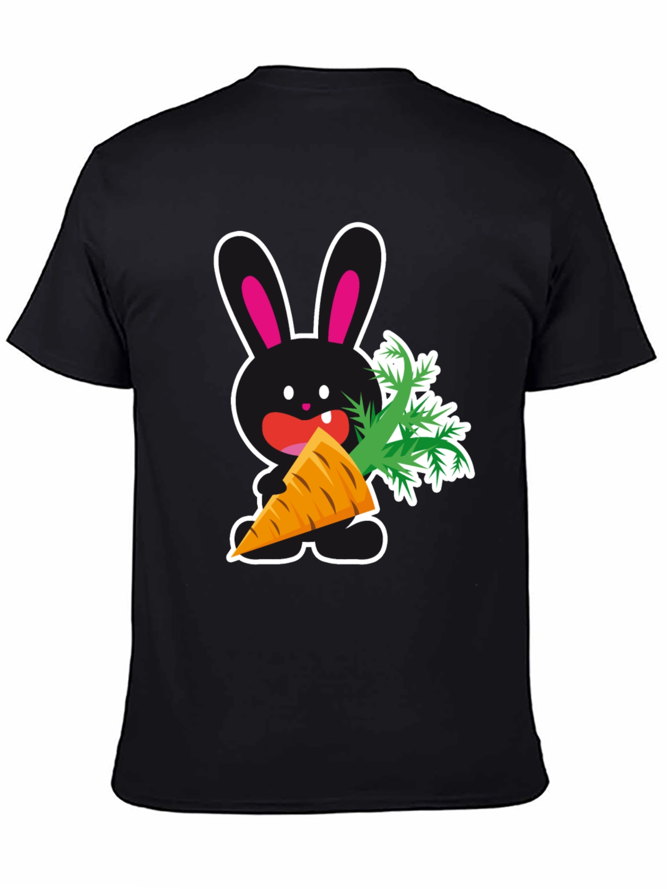 Camiseta Negra con Conejo y Zanahoria Divertida