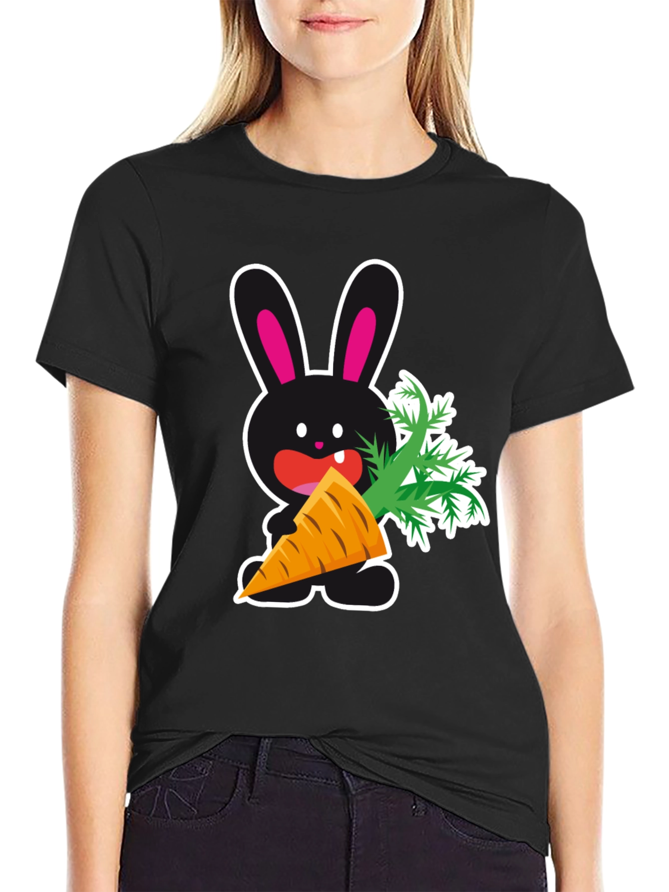 Camiseta Negra con Conejo y Zanahoria Divertida