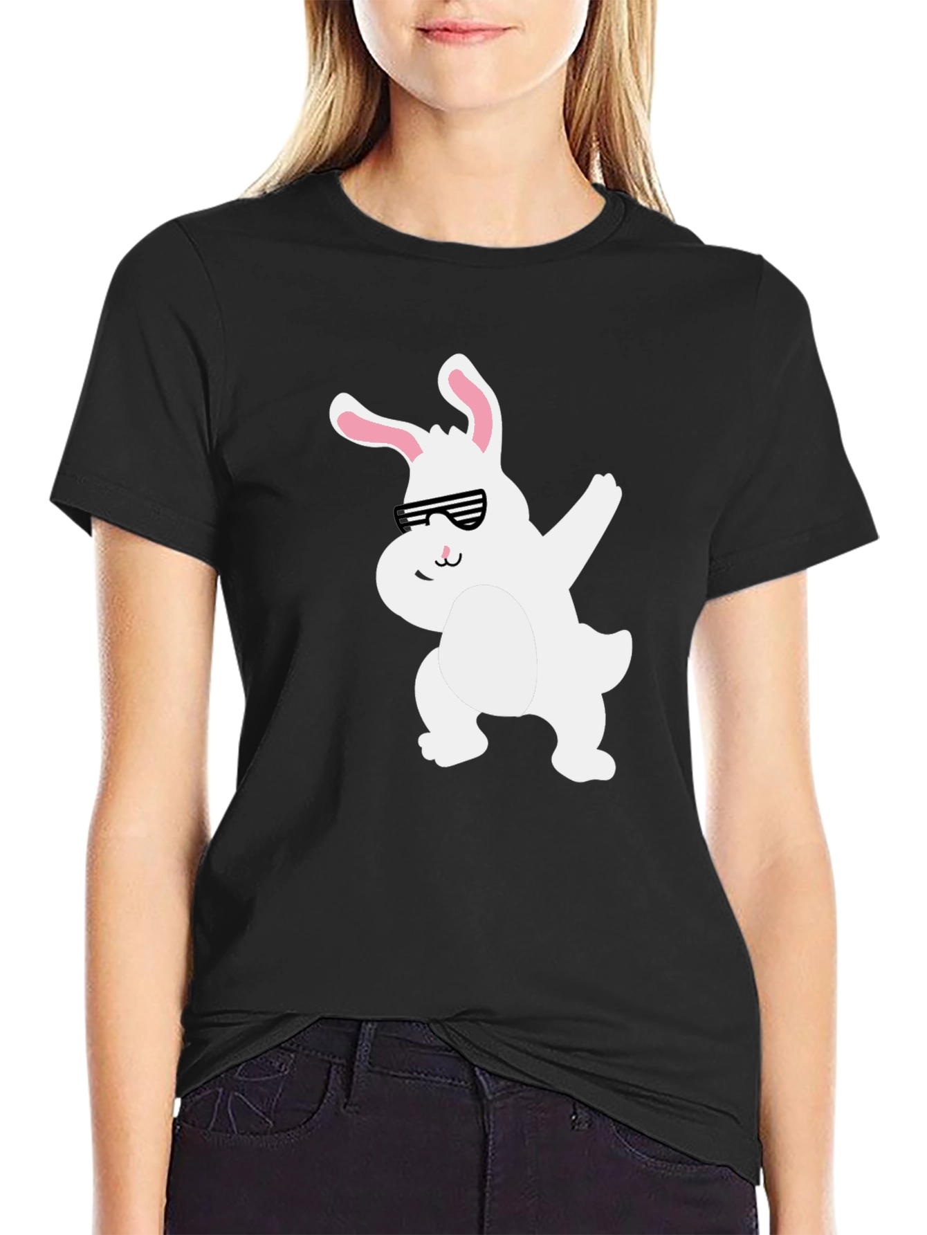 Camiseta Negra con Conejo Dabbing