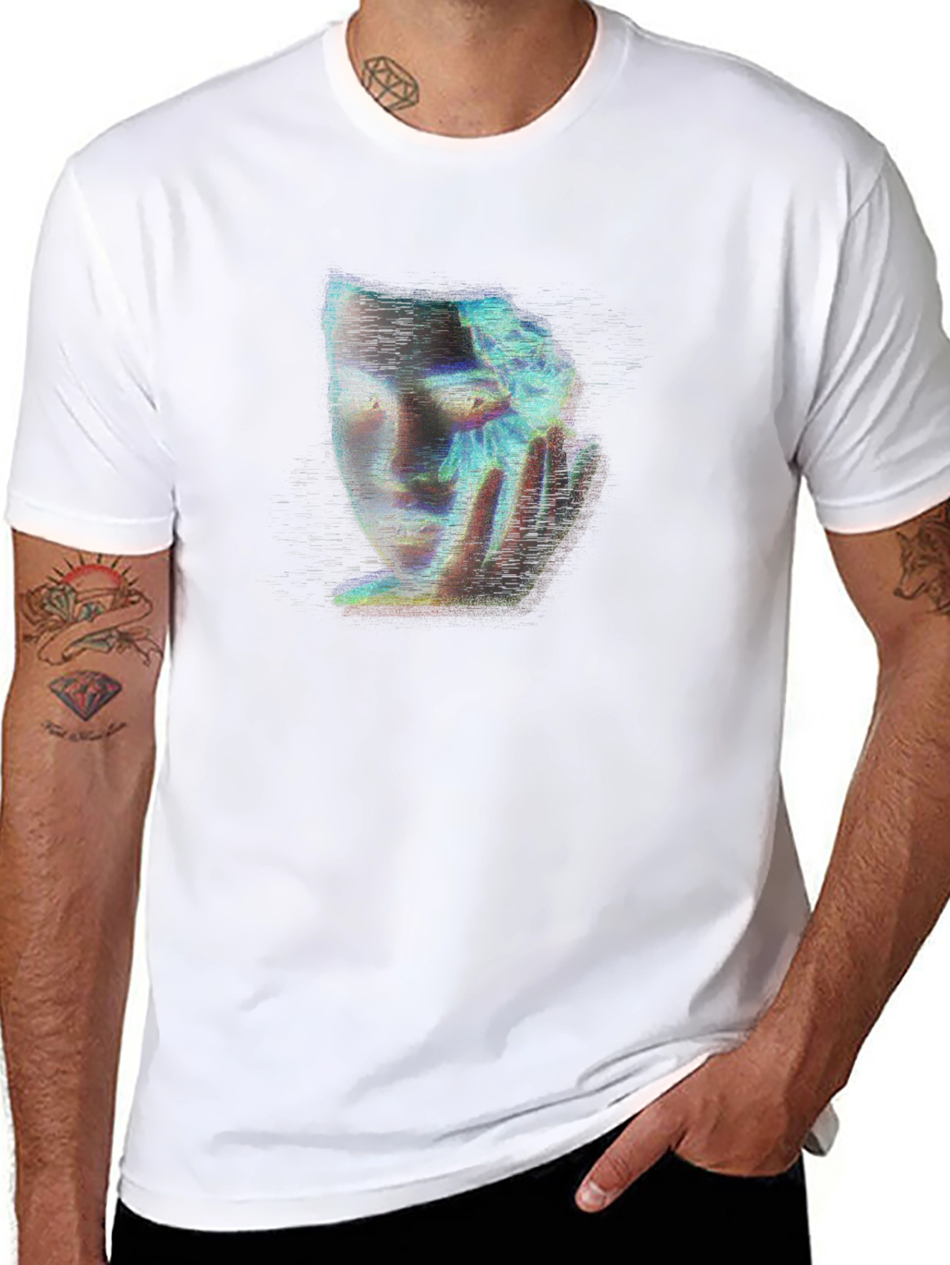 Camiseta Negra con Diseño Abstracto de Rostro Femenino
