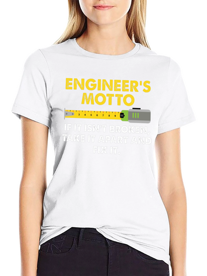 Camiseta Negra: Lema del Ingeniero