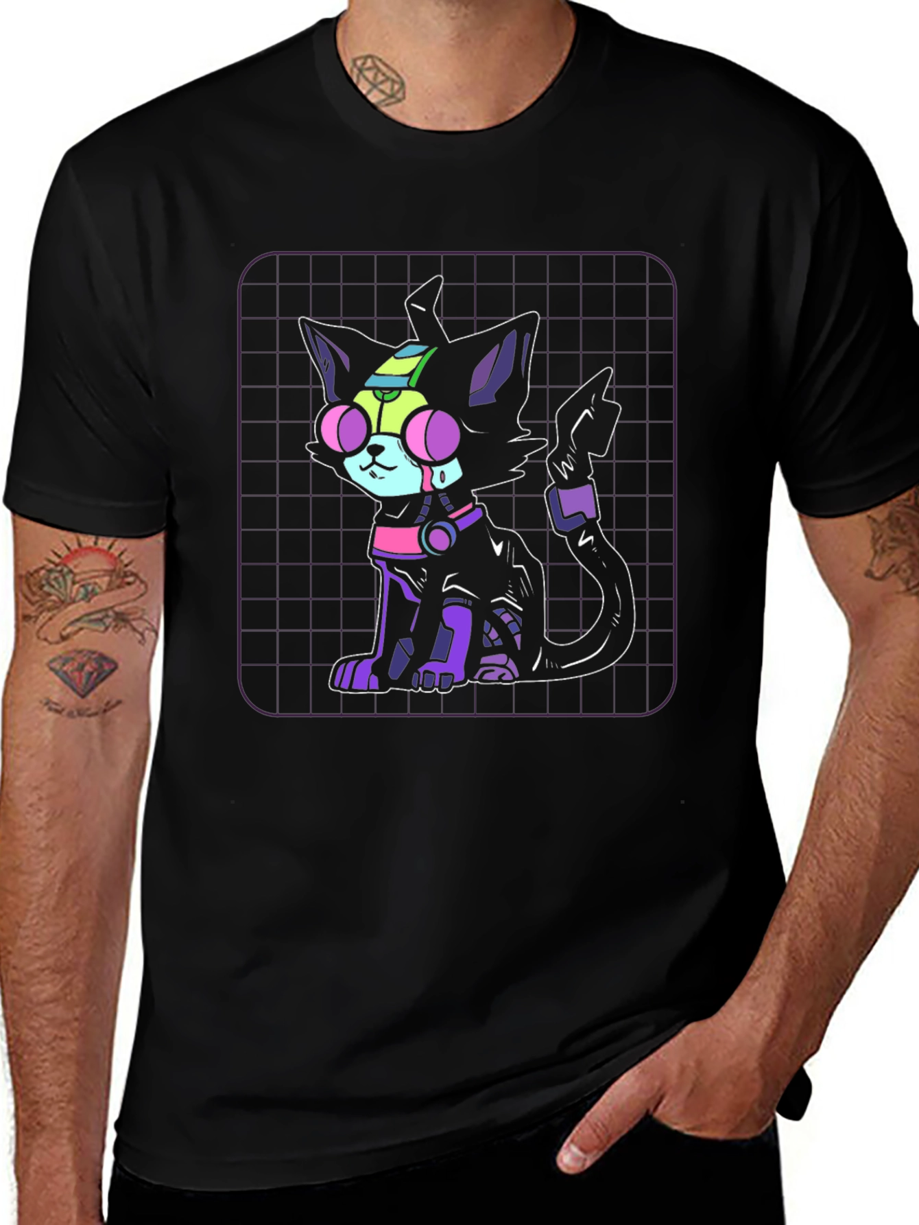 Camiseta Negra con Diseño de Gato Cibernético
