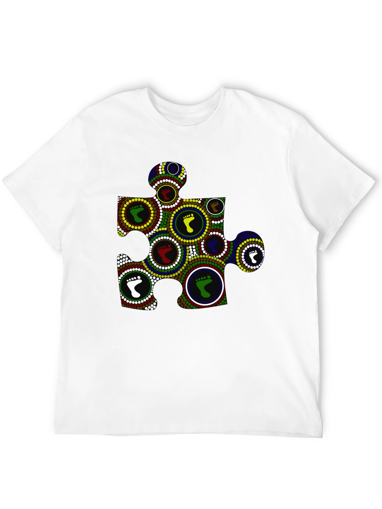 Camiseta Negra con Diseño Abstracto de Huellas