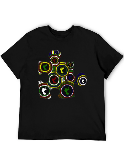 Camiseta Negra con Diseño Abstracto de Huellas