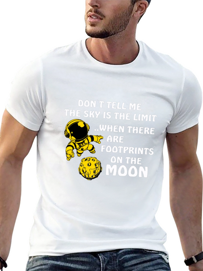 Camiseta Negra con Diseño de Astronauta y la Luna