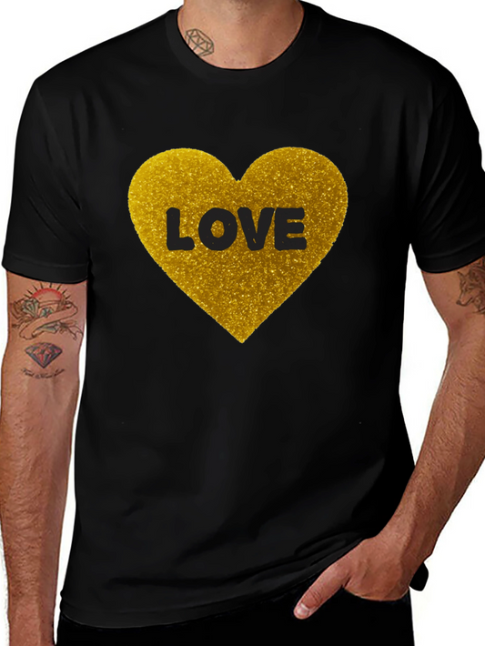 Camiseta Negra con Corazón Dorado LOVE