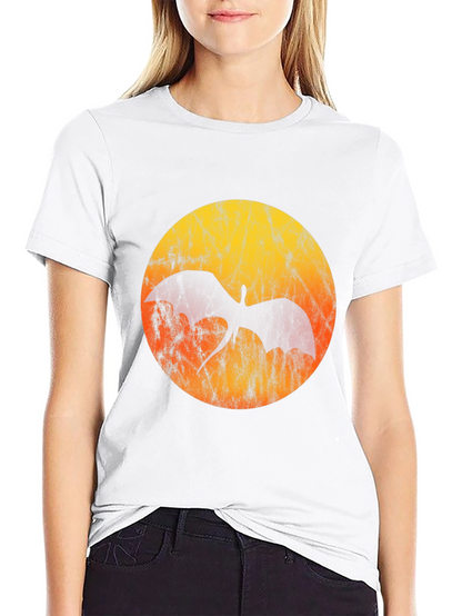Camiseta Negra con Diseño de Dragón Solar