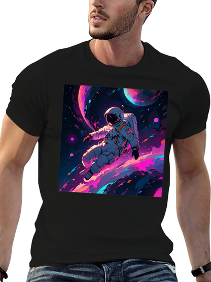 Camiseta Negra con Diseño de Astronauta Espacial