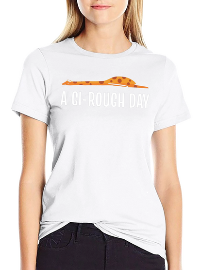 Camiseta Negra Un Día Gi-Rá Fico
