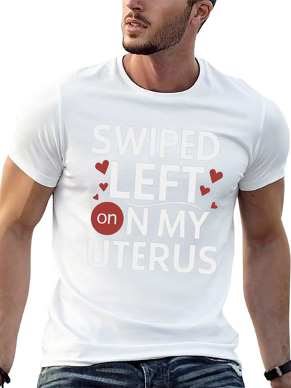 Camiseta Negra: Swipe Left on My Uterus