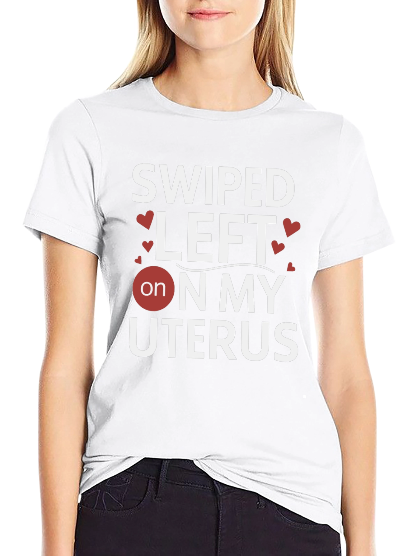 Camiseta Negra: Swipe Left on My Uterus