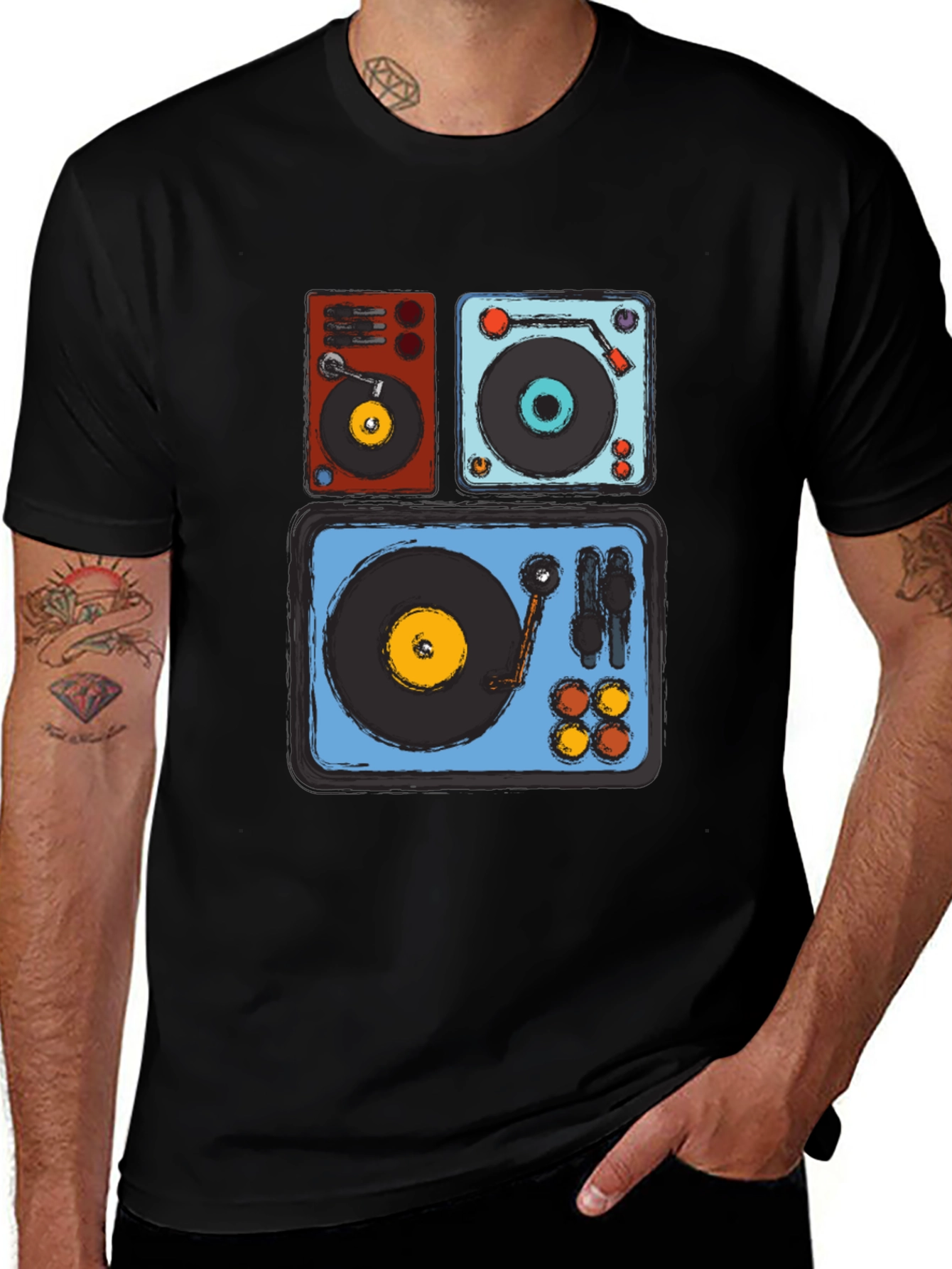 Camiseta Negra con Diseño de Tocadiscos Retro