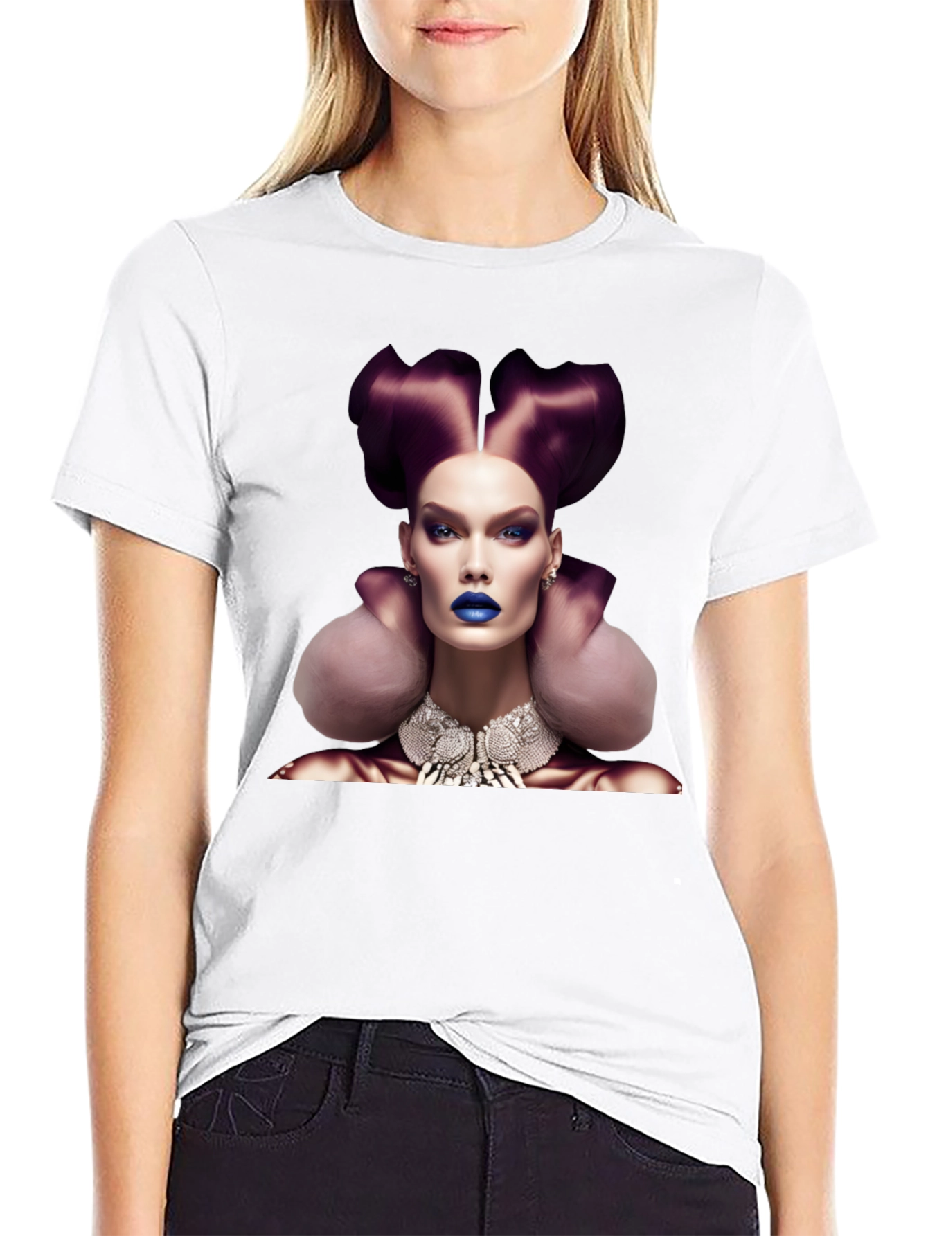 Camiseta Negra con Diseño de Moda Vanguardista