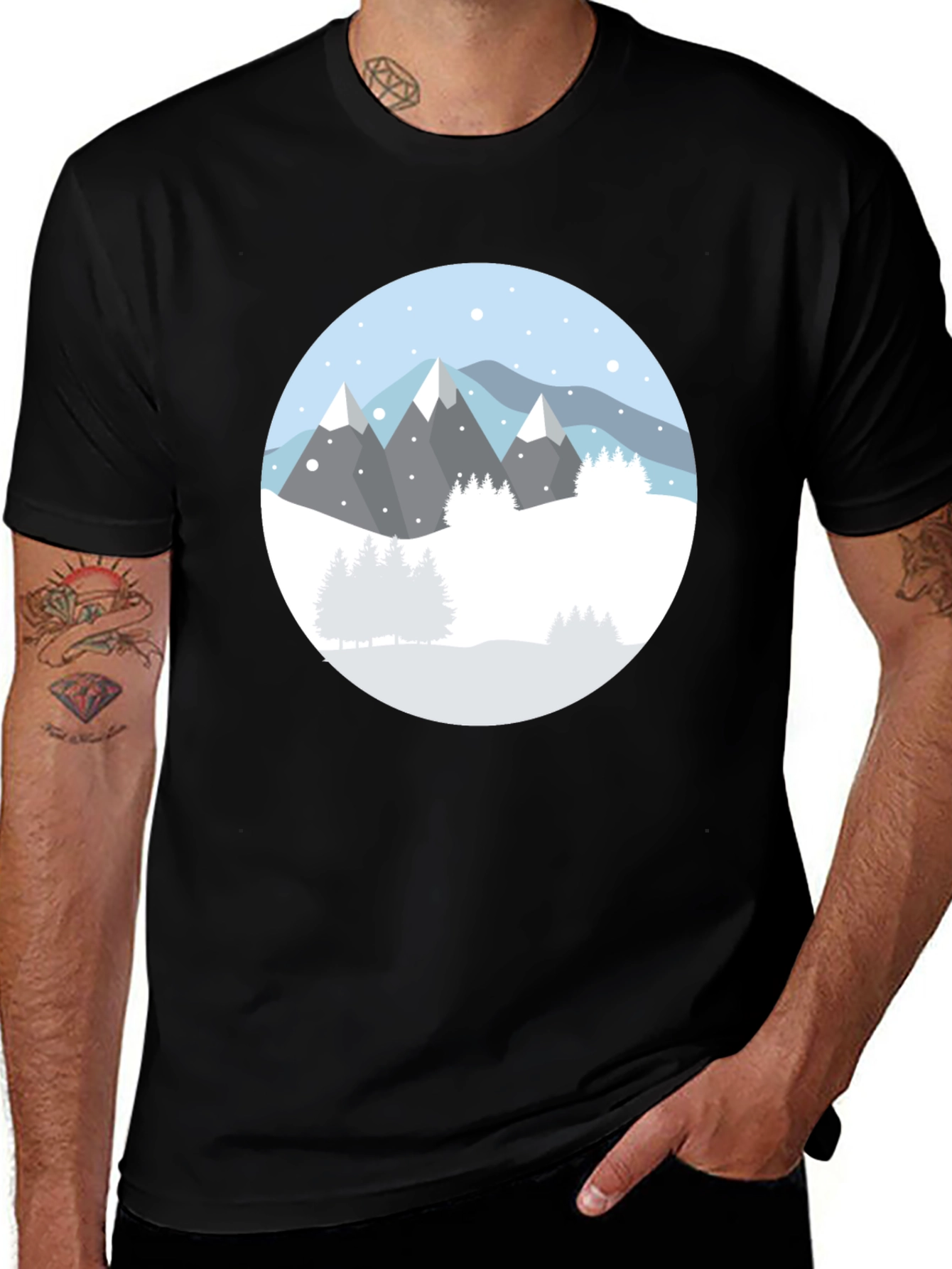 Camiseta Negra con Diseño de Montañas Nevadas